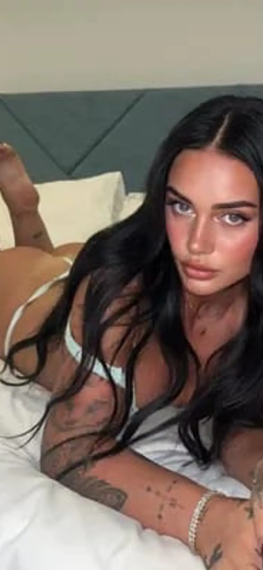 Roxy (#1 Rated Australian OF)