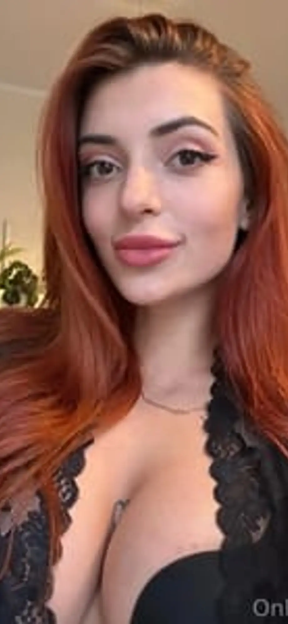 👉 🅲🅰️🆁🅰️🅼🅴🅻 🍭