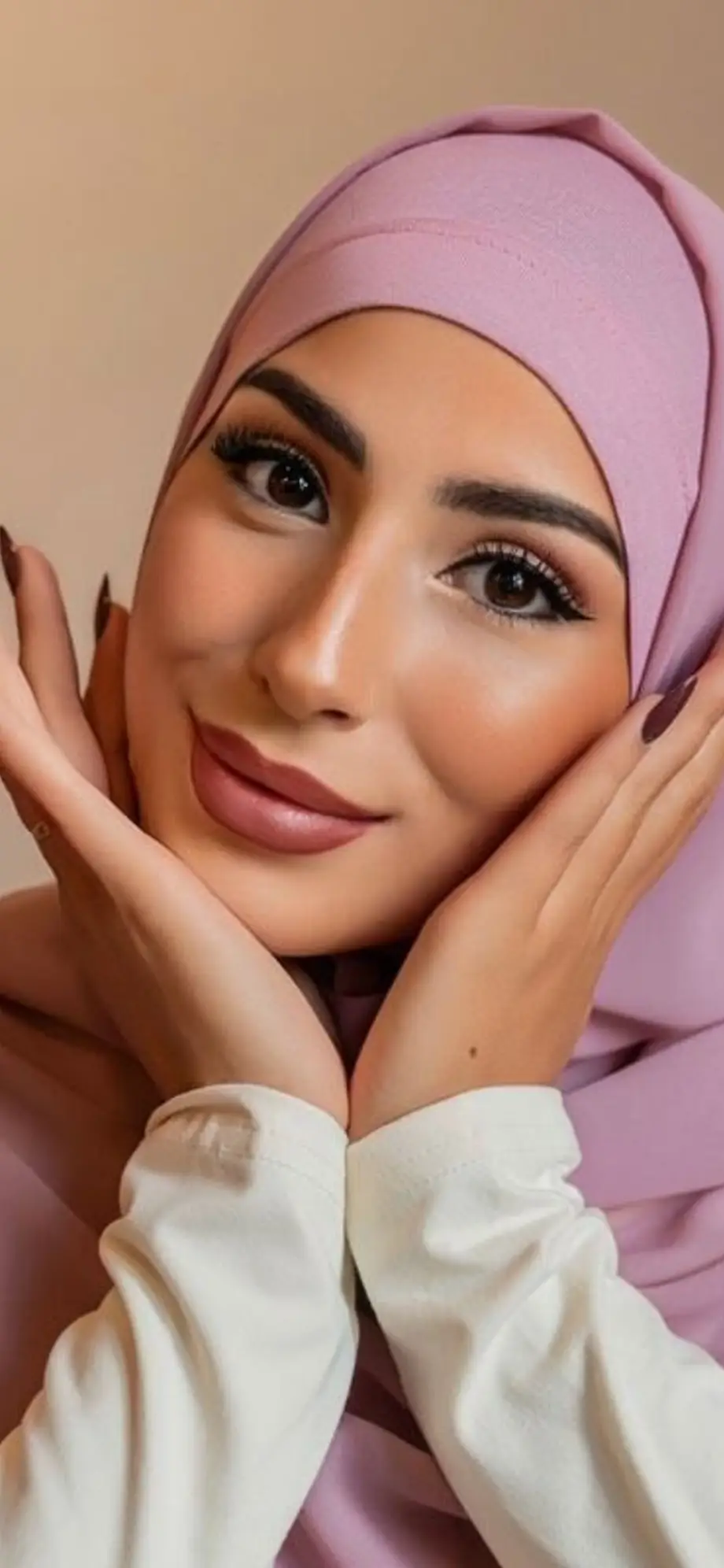 Shirin ☽ شيرين 🍇