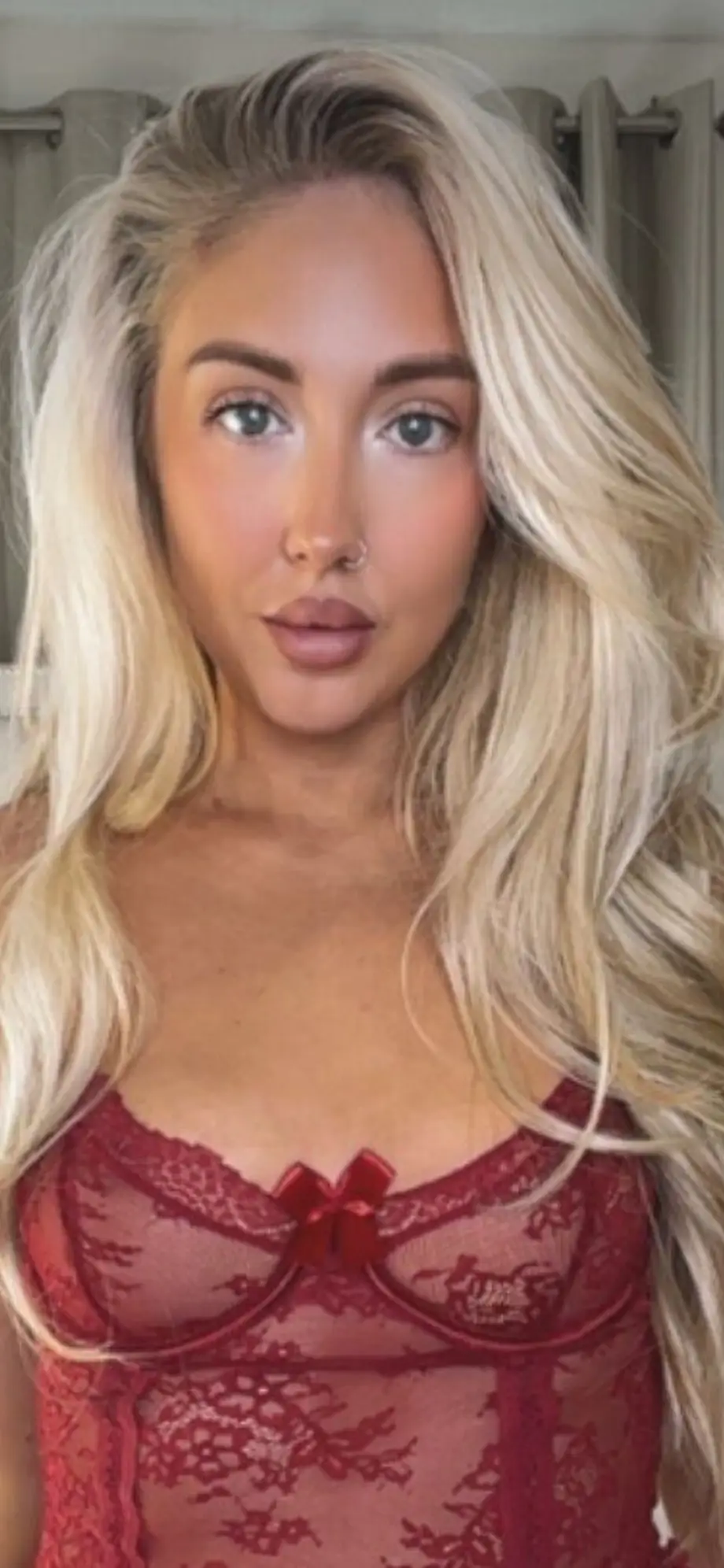 Layla Grace 👱🏼‍♀️🍑🍆 Teen Anal Queen